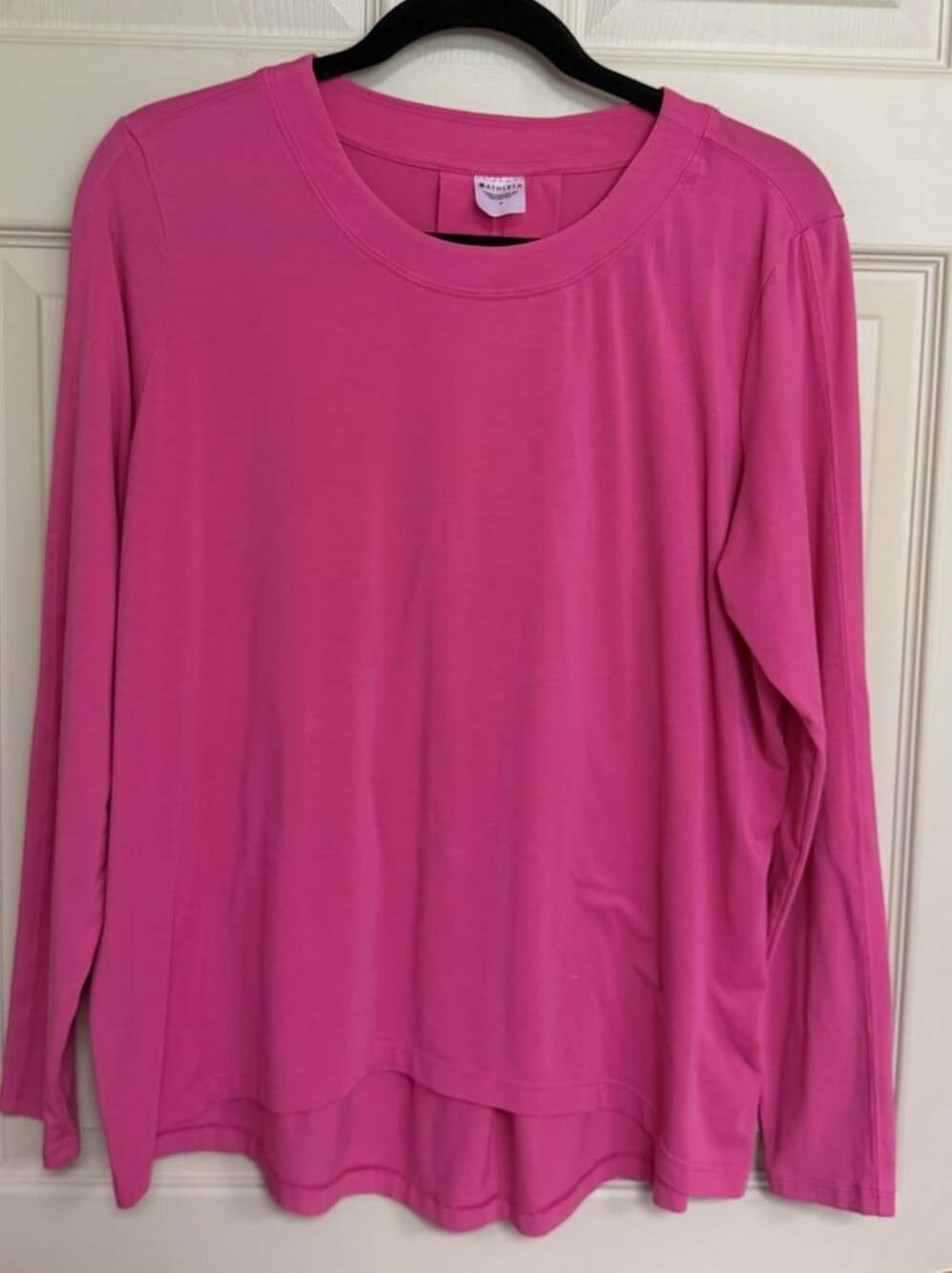 Athleta Top Women Medium Pink Long Sleeve Pleated Back High Low Hem Stretch